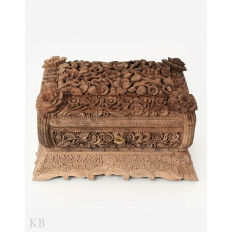 Treasure Of Paradise Walnut Wood Box